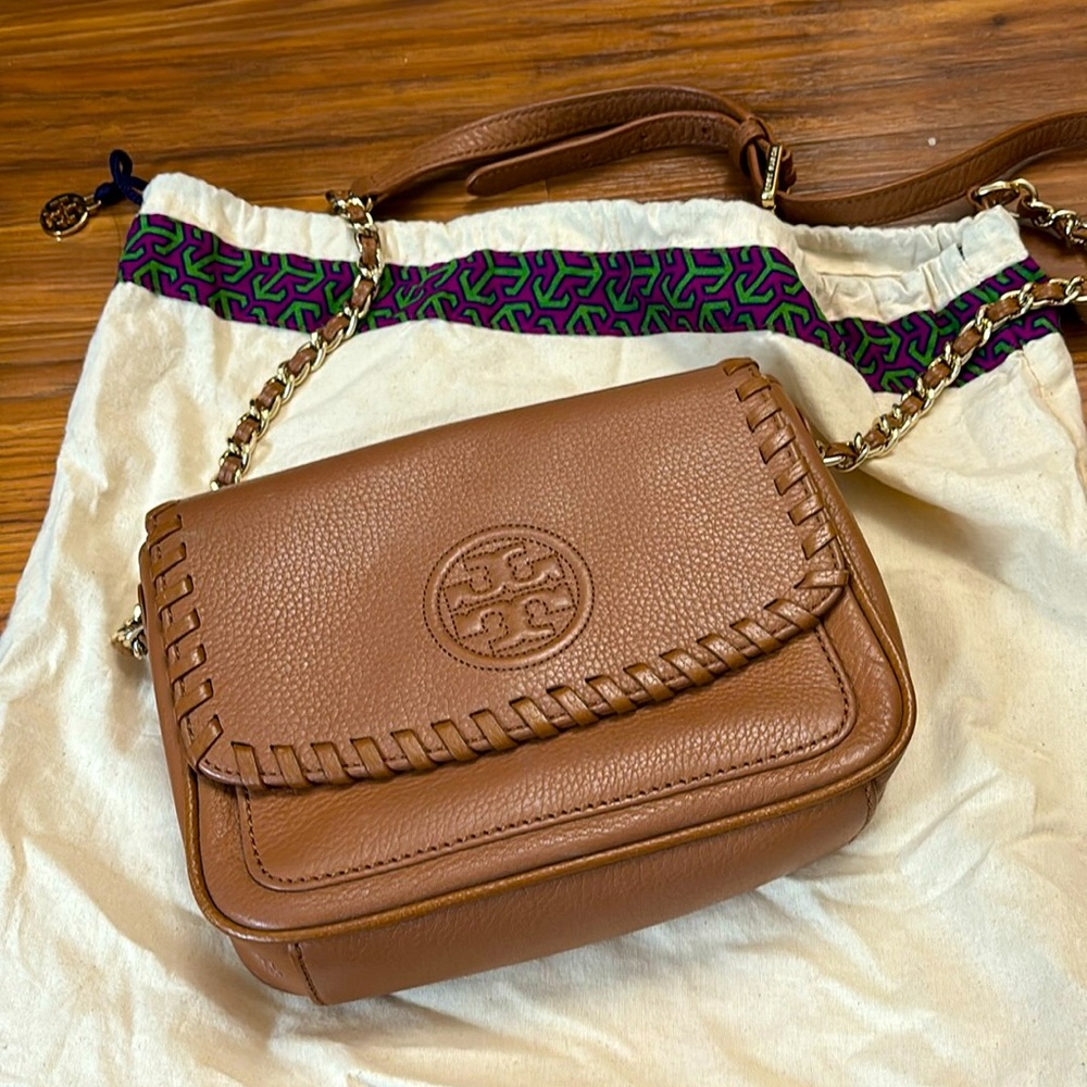 Tory burch crossbody bag